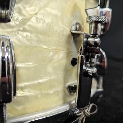Ludwig White Marine Pearl Player's Snare Vintage 1960s image 3