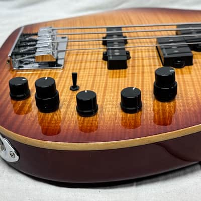Sire Marcus Miller P10 p 10 4-string P-style Bass 2021 image 16