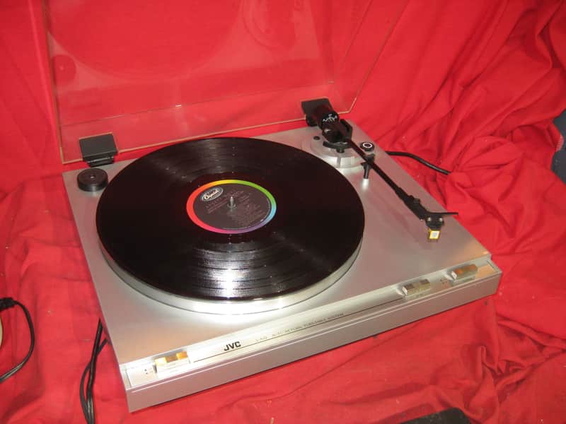 JVC L-A10 Auto Return Turntable - SERVICED! image 1