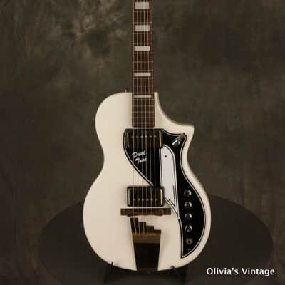 Supro Dual Tone 1957 Black & White image 2