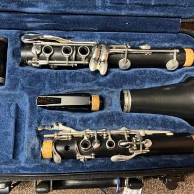 Used Buffet Clarinet w/ Case Local Pickup image 2