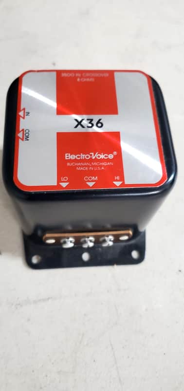 Electro-Voice X36 x-over image 1