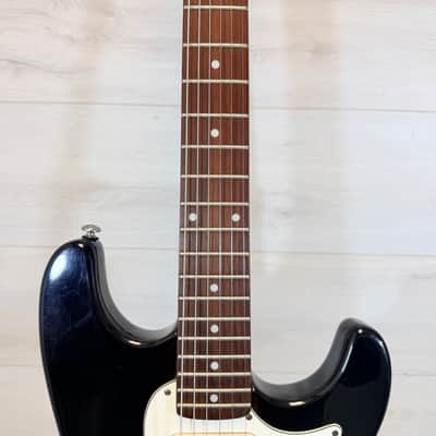 Silvertone Samick Silvertone S-Style Electric Guitar Black Rosewood Fingerboard Late 1980s to Early 1990s image 3