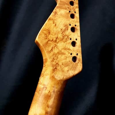 Master Grade Roasted Birdseye maple one piece Strat neck image 8