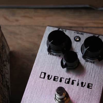 WAY HUGE "Overdrive WHE205OD" image 2
