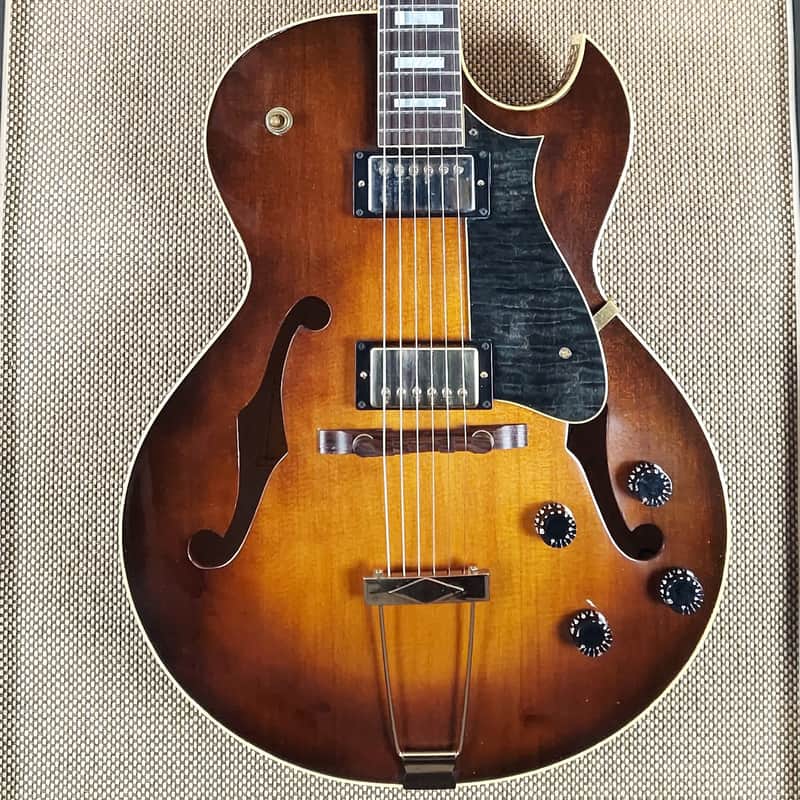 2008 Heritage H-575 Custom Signed label by founding members of Heritage! (A-7) image 1