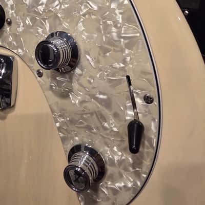 Taylor SB1-X Solidbody Classic image 4