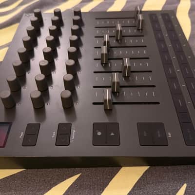 Novation Launch Control XL MK3 image 4