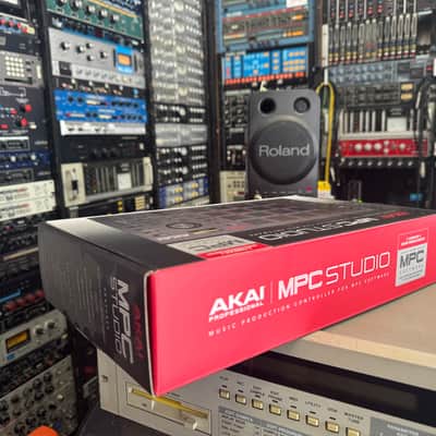 Akai MPC Studio Music Production USB Controller 2021 New //ARMENS// image 1