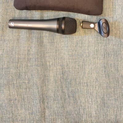 Sennheiser e835 Handheld Cardioid Dynamic Vocal Microphone 1998 - Present - Dark Grey Bild 2