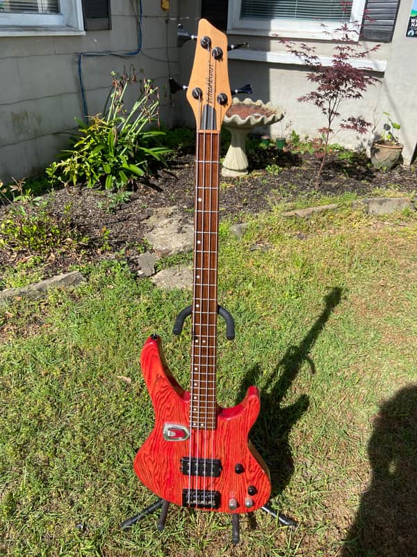 Washburn XB-900 - Red image 1