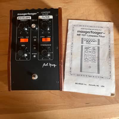 Immagine Big Briar Moogerfooger MF-101 Lowpass Filter 1998 - Black with walnut wood sides - 2