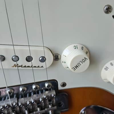 Fender Richie Sambora Signature Strat USA MK2 sunburst - Sunburst image 4