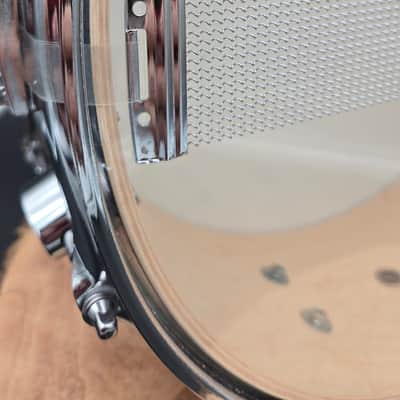 DW Pacific LX All Maple 14 X 5.5 Snare Drum, Transparent Red to Black Fade image 8
