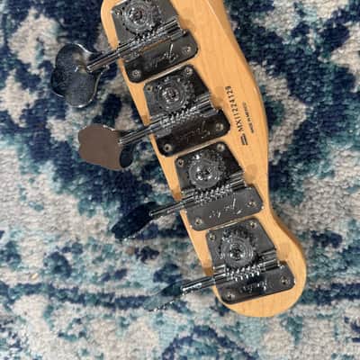 Fender Mike Dirnt Artist Series Signature Precision Bass 2004 - 2014 - 2-Color Sunburst image 9
