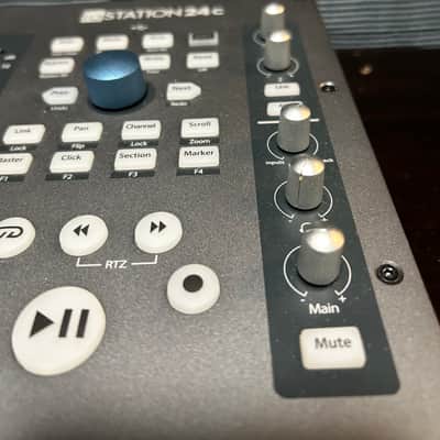 PreSonus ioStation 24c USB-C Audio Interface and DAW Controller 2020 - Present - Gray image 10