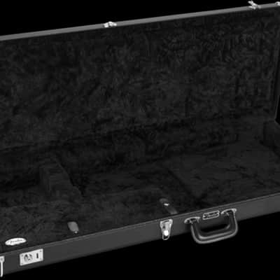 Fender Classic Series Wood Bass Guitar Case - Precision Bass/Jazz Bass, Black image 5