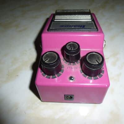 Ibanez AD9 Analog Delay Reissue 2000s - Hot Pink image 3