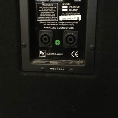 Electro-Voice T251+  (pair)     2 way PA speakers.   Black image 4