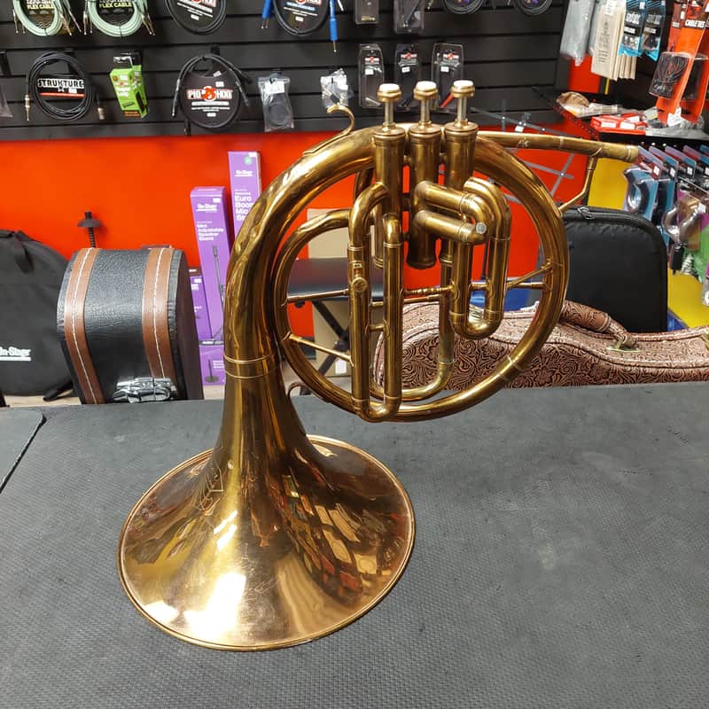 Vintage Pioneer French Horn w/ Mouthpiece (USED) image 1