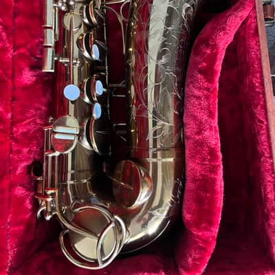 Martin Committee III Alto Saxophone  1954 - Gold image 3