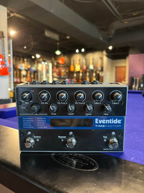 Eventide TimeFactor - Blue image 1