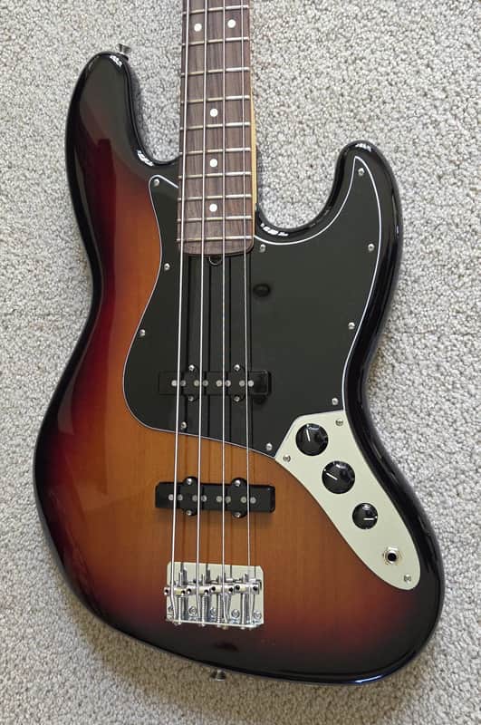 Fender American Performer Jazz Bass Guitar, 3-Color Sunburst, New Gig Bag image 1