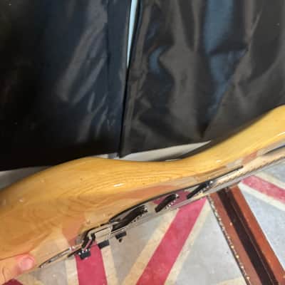 Fender Special Edition Lite Ash Stratocaster Electric Guitar image 5
