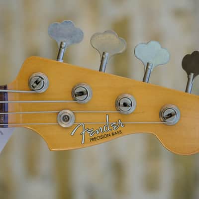 Fender Limited Edition Vintera II Road Worn '60s Precision Bass - Fiesta Red image 2