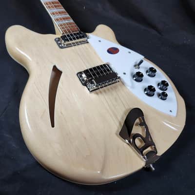 Rickenbacker 360 Maple Glo Semi-Hollow Guitar, 21 Fret, Gotoh Tuners, Rosewood FB, Stereo, HSC image 9