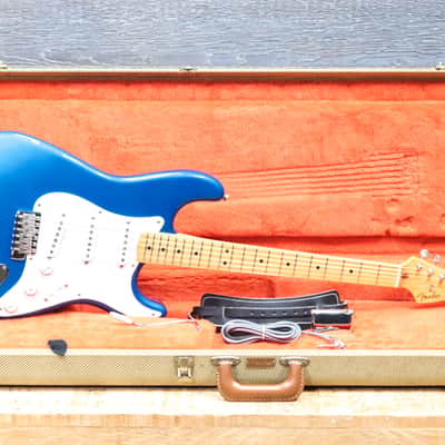 Fender '57 Vintage Stratocaster Re-issue Lake Placid Blue Electric Guitar w/Case image 9