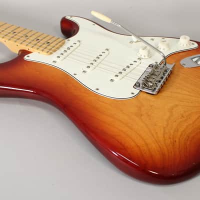 2010 Fender Standard Stratocaster Sienna Burst w/OHSC image 7