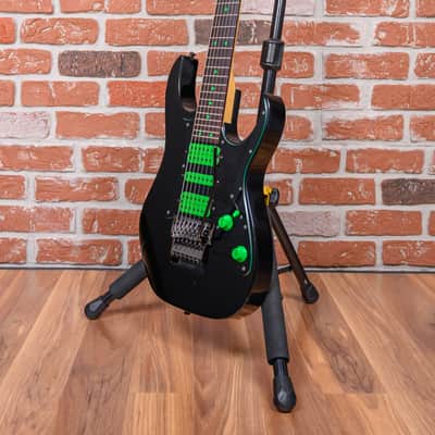 Ibanez UV7 Steve Vai Signature Black 1991 w/OHSC image 6