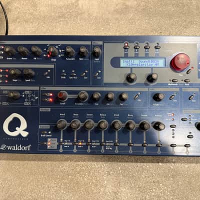Waldorf Q Rackmount 32 Voice Version Synthesizer 1999 - 2011 - Blue
