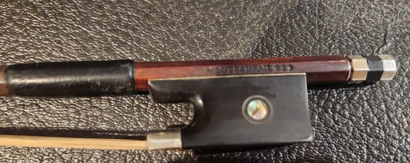 R. Dotschkail Violin Bow image 1