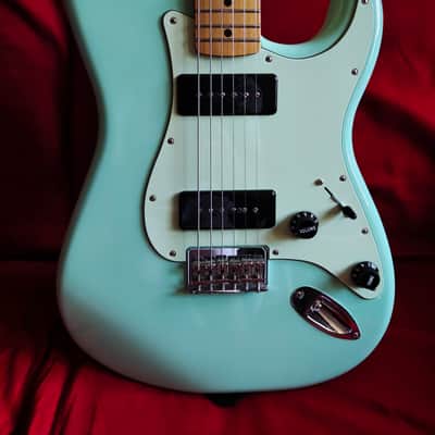 Fender Noventa Stratocaster Surf Green - immaculate image 3