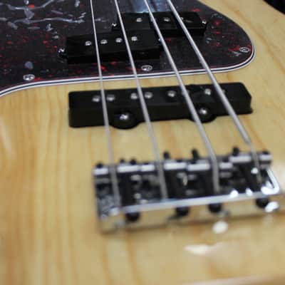 2000 Fender USA Precision Bass Standard Lefty Natural Ash Mint Condition W/Case image 10