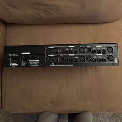 Focusrite Focusrite Pre Pack ISA 428 mid-90s - Black - Blue image 2