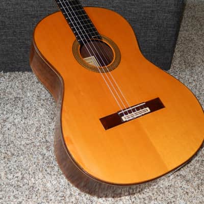 BARGAIN - TETSUO KUROSAWA "ESPECIAL" 2007 - YAMAHA GC82C CLASS CLASSICAL CONCERT GUITAR - CEDAR/HONDURAN ROSEWOOD image 3