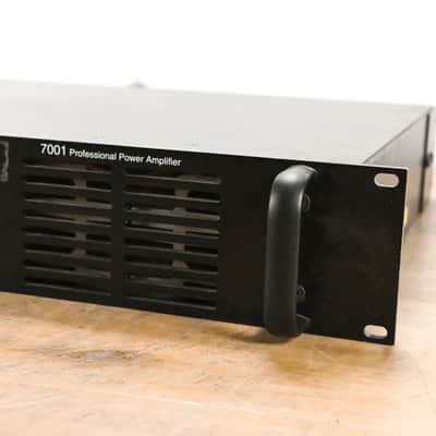 Crest Audio 7001 2-Channel Power Amplifier CG011UN image 2