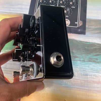 VHT AV-MV1 Melo-Verb 2010s 2 in 1 tremolo Reverb electric guitar
