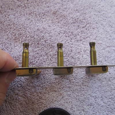Kluson No Line 3 On A Strip Tuning Machines Bass Side Only 1950's Original Buttons But Need Replaced image 4