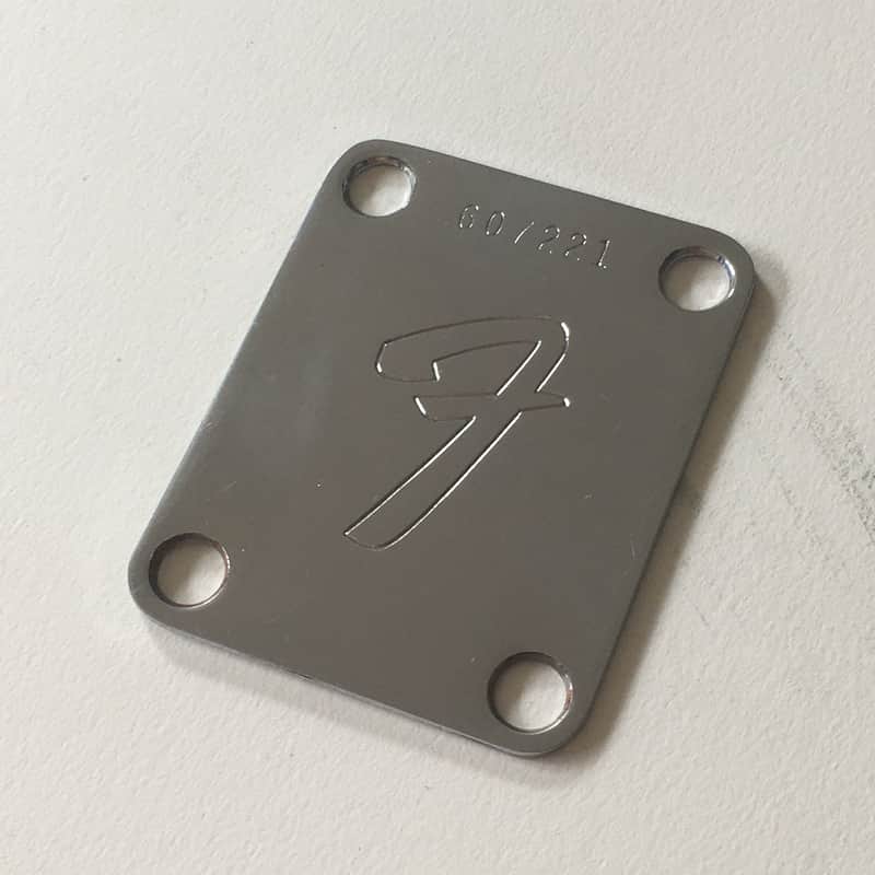 Fender Neck plate