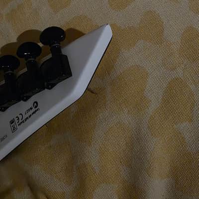 ESP LTD M-1000 Deluxe 2013 - Gloss White image 12