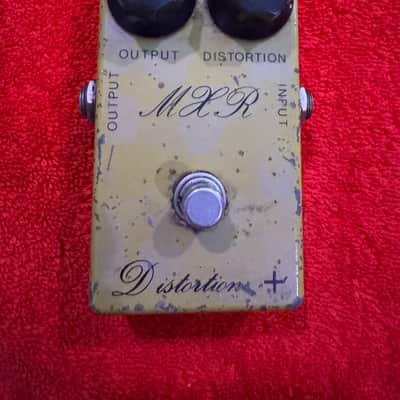 MXR MX-104 Script Distortion + 1973 - 1975 | Reverb