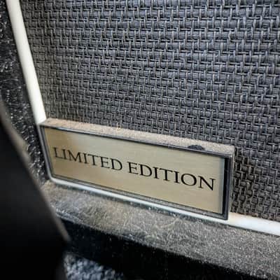 Marshall limited edition DSL 402 2x12 image 4
