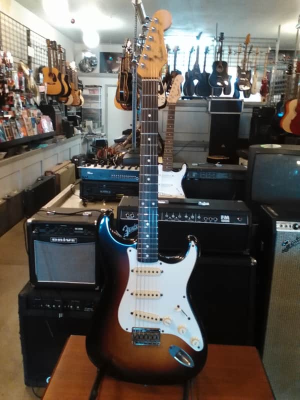 Fender stratocaster 1984 Classic Sunburst image 1