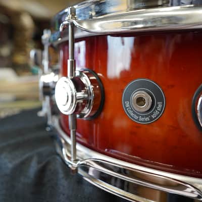DW USA Collectors Exotic Series 5.5x14" Super Solid 1PC. Maple Snare Drum - Tobacco Burst Lacquer image 13