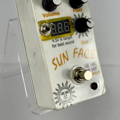 Unbranded Sun Face Clone Fuzz Effects Pedal - White image 2