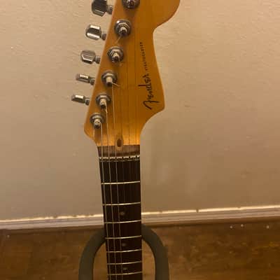 American fender deluxe Stratocaster with Rosewood Fretboard 2010 Olympic Pearl image 3